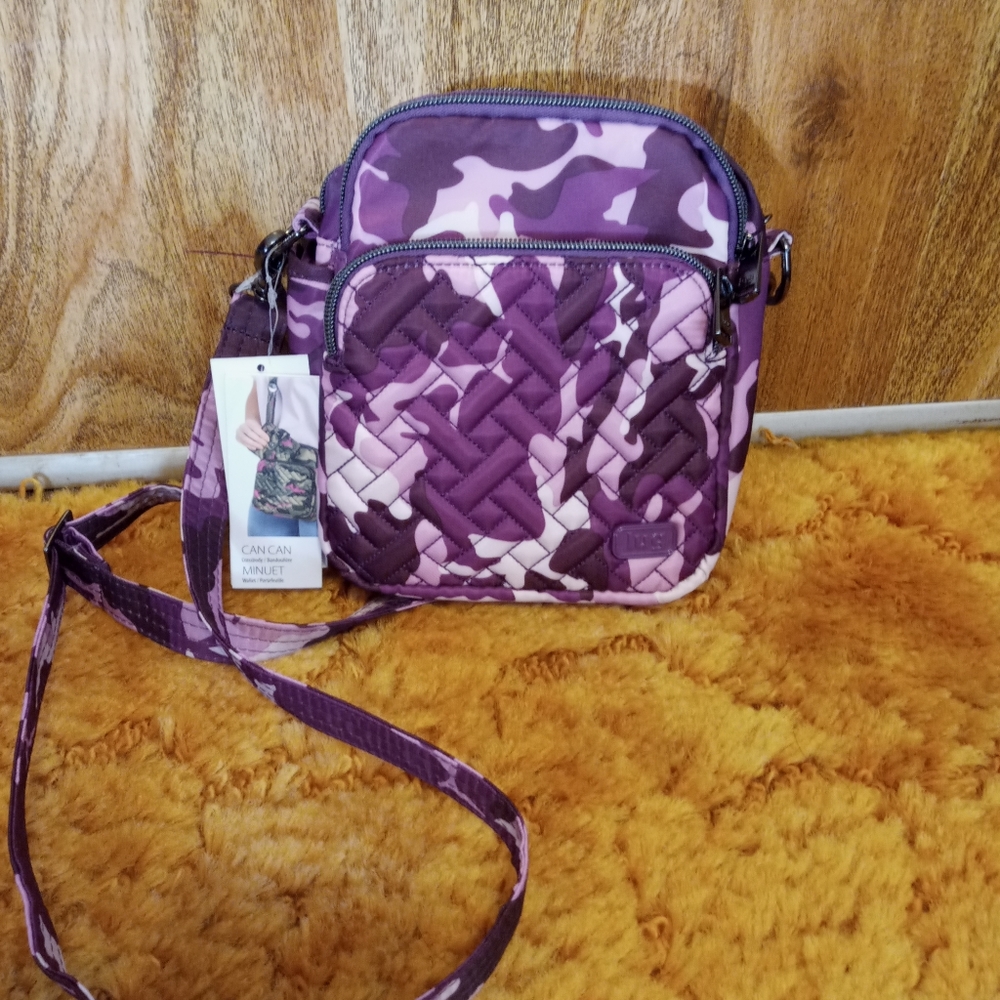 Lug Can Can 2 in Camo Purple